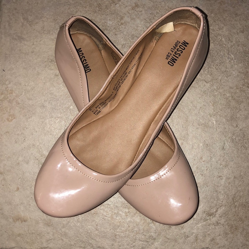 Tan/ light pink flats